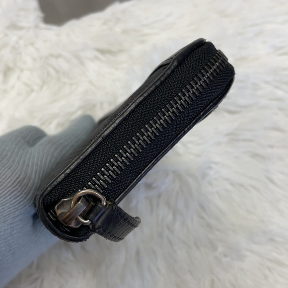 BURBERRY LONDON ZIP AROUND WALLET - Picture 4 of 12